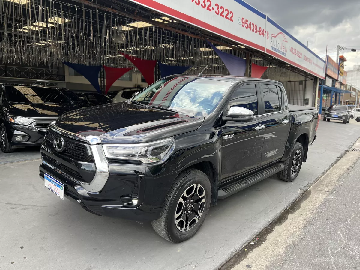 Toyota Hilux HILUX CD SRX 4X4 2.8 TDI 16V DIESEL AUT.