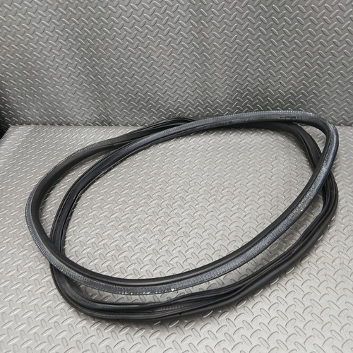 Hule De Puerta Delantero Der. Chev. Trax Stdr 2013-2016 (Usado)