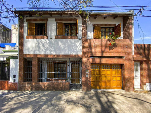 Casa 3 Dormitorios Con Patio Y Parrillero