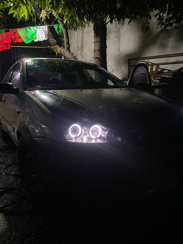 Std, Interiores Color Negro, Pintura Color Are Motor 2.0 Zet