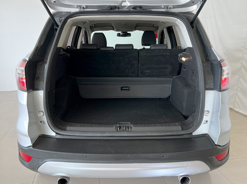 Imagen 9 de 23 de Ford Kuga Sel Ecoboost 6 A/t