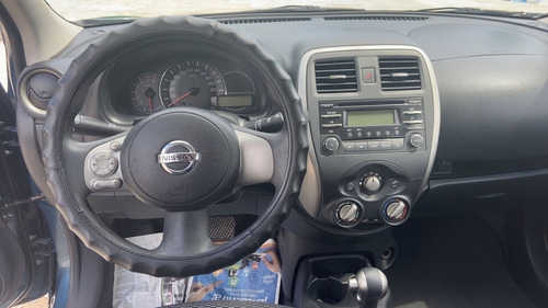 Imagen 8 de 15 de Nissan March Sense 2015