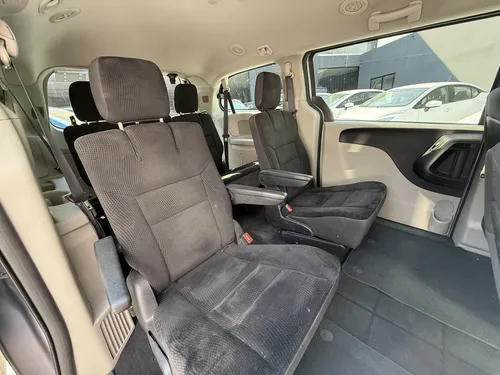 Dodge Grand Caravan 3.7 Sxt At