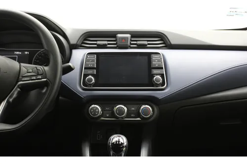 Nissan Versa 1.6 Advance Mt