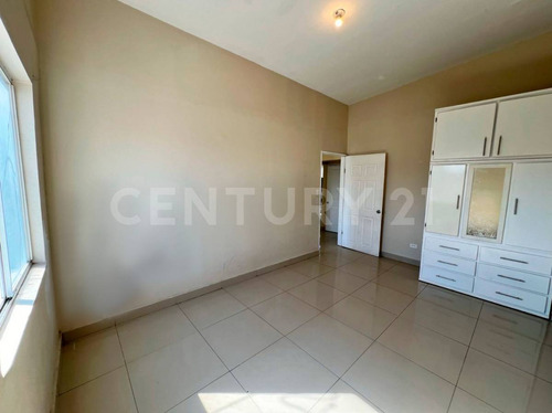 Rar-1404 Renta Departamento 2 Recámaras En Col Buena Vista