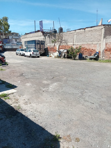 Atn' Inversionistas, Terreno Sobre Av. Principal 1750m2