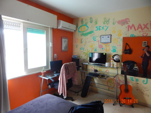Venta - Piriápolis - Orden De Vender!!! Casa Amplia Con Apto Al Fondo Y Terreno Al Frente En Excelente Zona - Ref 1549