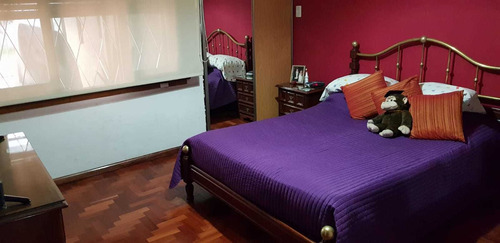 Imagen 3 de 14 de Castelar Norte Chalet Todo Planta Baja En Venta