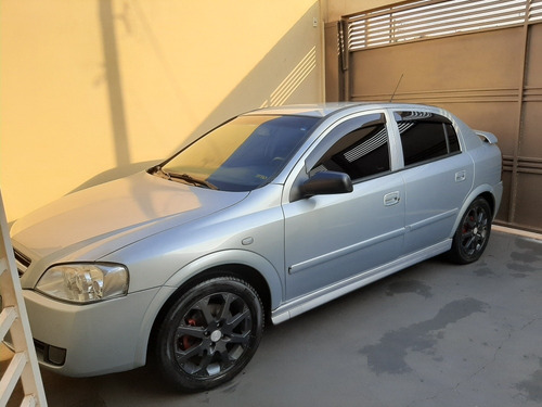 Imagem 1 de 6 de Chevrolet Astra 2011 2.0 Advantage Flex Power 5p