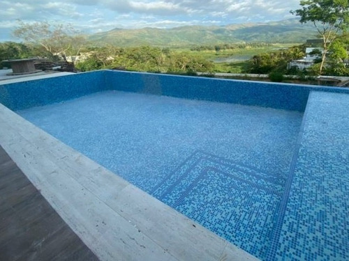 Imagen 9 de 14 de Exclusiva Casa Con Vista Al Dique De Guataparo 1.800 Mts.sn.