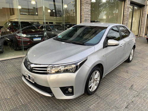 Imagen 1 de 12 de Toyota Corolla 2016 1.8 Xei Cvt Pack 140cv