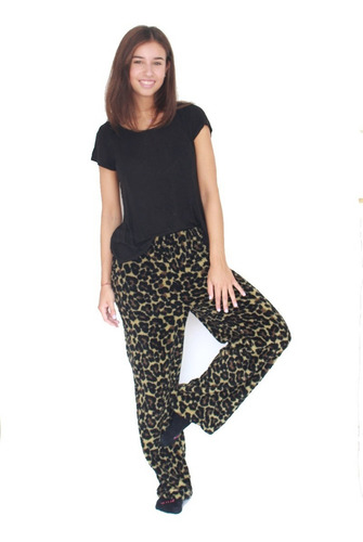 Imagen 3 de 9 de Pijama Pantalón Corderito De Mujer Super Suave