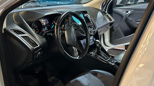 Ford Focus III 2.0 Titanium At6