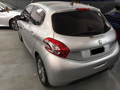 Imagen 8 de 14 de Peugeot 208 Feline 1.6 16v Cuero Año 2013