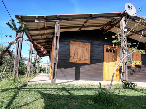 Imagen 6 de 18 de Cabaña Dos Dormitorios, Dos Baños, 600 Mts Terreno Esquinero A Una Cuadra De La Playa.