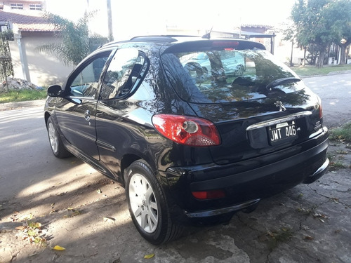 Peugeot 207 2011 1.6 Xt