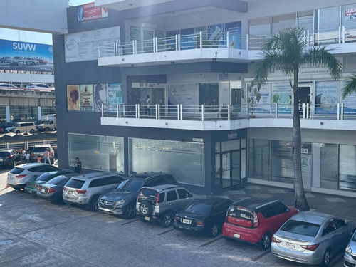 Locales Comerciales Venta Alquilados Ens. Kennedy Santo Domingo 111