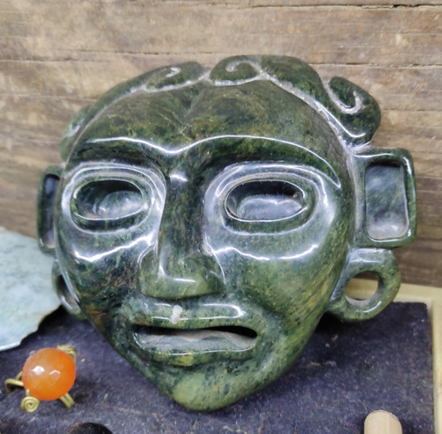 Escultura De Jade Jadeíta (no Es Hueca) Tallado Premium
