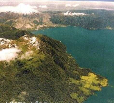 Imagen 2 de 7 de Fundo Punta Huano , Lago Todos Los Santos
