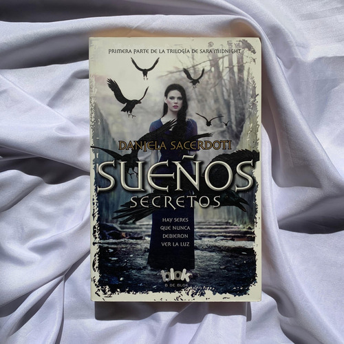 Sueños Secretos - Daniela Sarcedoti - Libro (Usado)