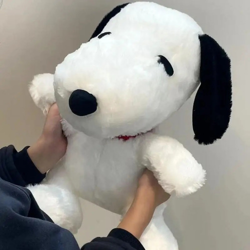 Peluche Mediano 40cm El Perro Snoopy Pachon Mejor Amigo Color Blanco