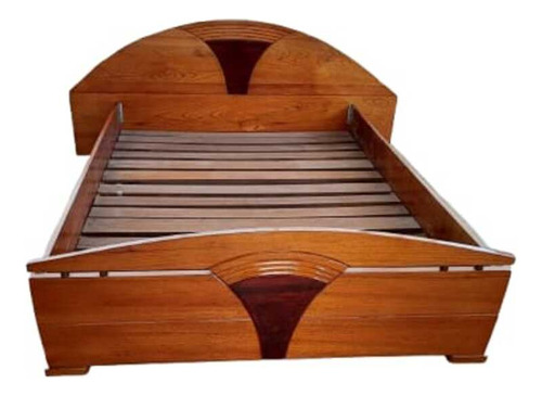 Cama Queen Genérico - Diseño Elegante (Usado)