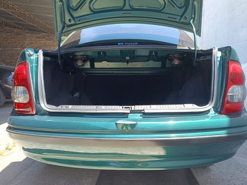 Chevrolet Corsa 1.6 Wind