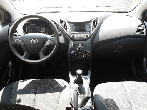 Hyundai Hb20 Hatch 1.0 Comfort 2017 Preto