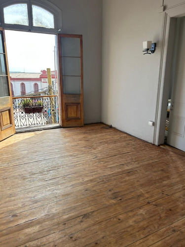 Casa Uso Comercial Frente A Liceo De Niñas, Centro La Serena