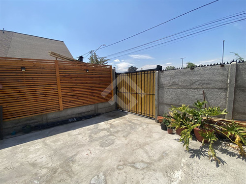 Casa En Venta De 3 Dorm. En Colina