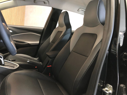 Chevrolet Onix 1.0 Turbo Flex Premier Automático