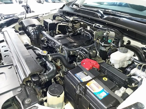 Nissan Frontier 2.3 S Cd 4x4 Mt