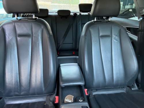 Audi A4 2.0 T Select 190hp Dsg