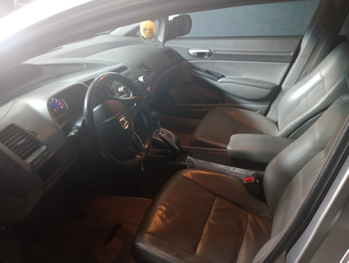 Honda Civic 1.8 Lxs Flex Aut. 4p