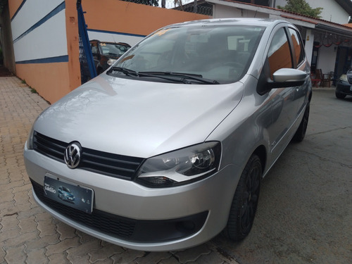 Imagem 2 de 11 de Volkswagen - Fox 1.6 Mi I-motion 8v 2014 Novo
