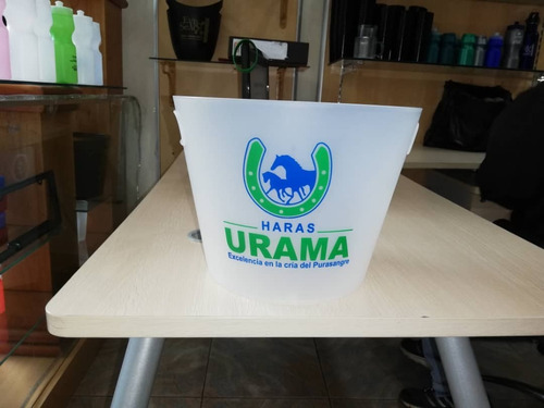 Hieleras Tobo Cervecero - Precio X 2 Unid.