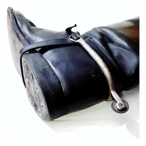 Botas Antiguas De Montar Espuelas De Rueda Talla 39, Adorno. (Usado)