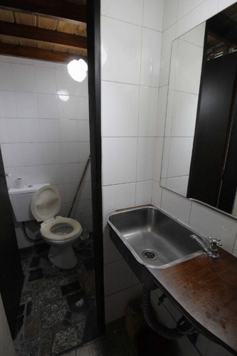 Imagen 10 de 14 de Local En Venta En Villa Sarmiento