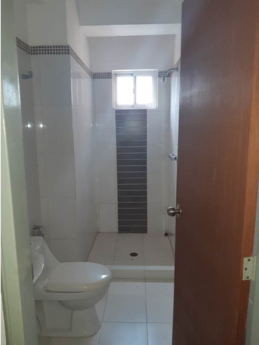 Imagen 11 de 19 de Ing. Zoraya Delgado Vende Apartamento En La Urbanización Las Chimeneas, Residencias Tierra Encantada, Valencia, Estado Carabobo.