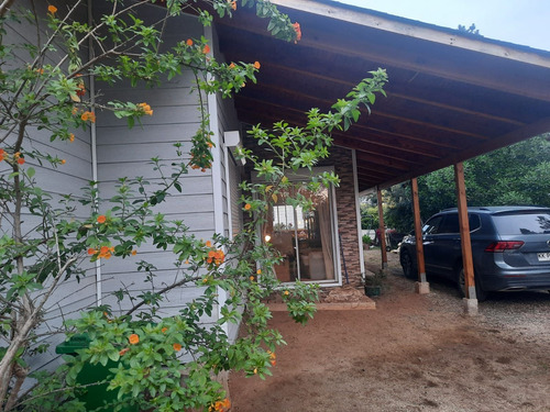 Grace Kelm Vende Para Inversión, Dos Casas 3dorm+2 Ba Y 2dor