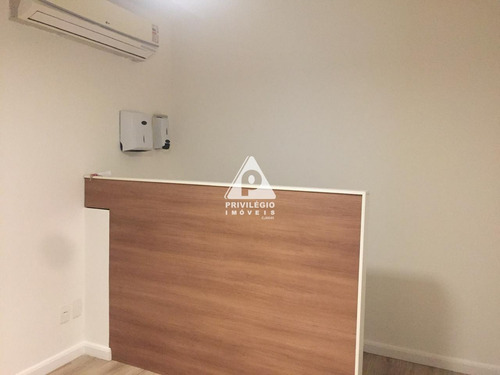 Imagem 7 de 27 de No Humaitá! Sala Comercial, Com Salão E Salas Complementares, Pequena Cozinha E Dois Banheiros. - 32115