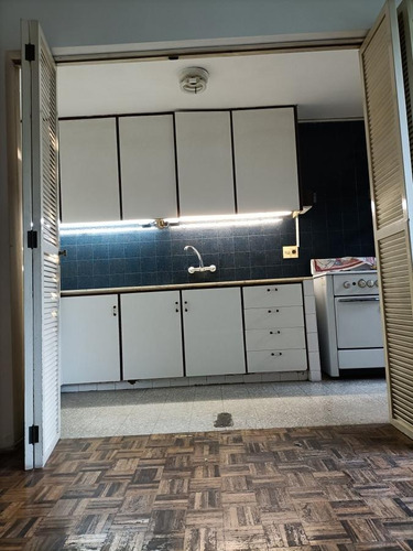 Imagen 10 de 12 de Apartamento - Centro (montevideo)