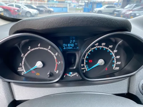 Ford Fiesta 1.6 Titanium Mt