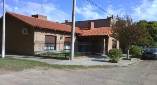 Casa En Venta En Bahía Blanca