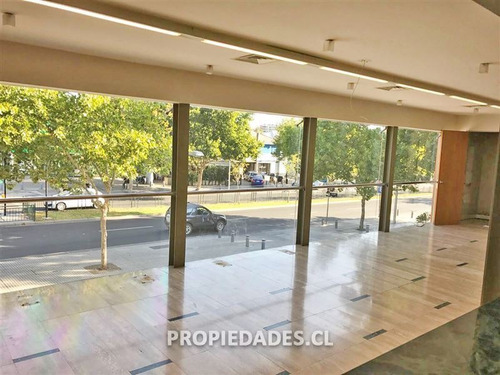 Imagen 3 de 13 de Local Comercial En Arriendo En Vitacura
