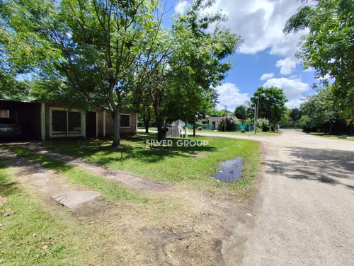 Casa En Venta En Balneario Santa Ana #239
