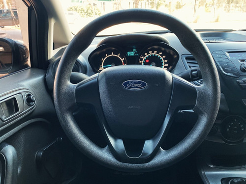 Ford Fiesta Kinetic 1.6 Sedan S 120cv