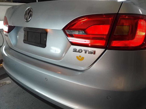Volkswagen Vento 2.0 Sportline Tsi 200cv Dsg 2013