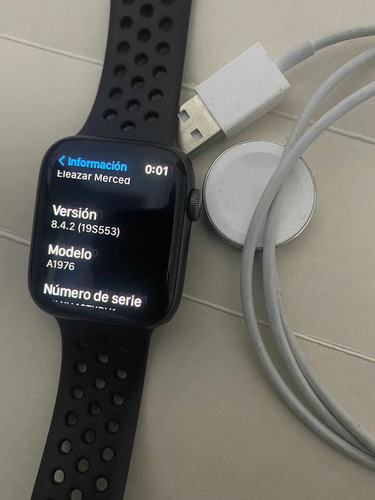 Apple Watch 44mm Series 4 Nike Lte (Usado)