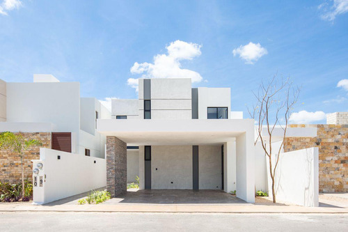 Casa En Condómino Al Norte De Mérida